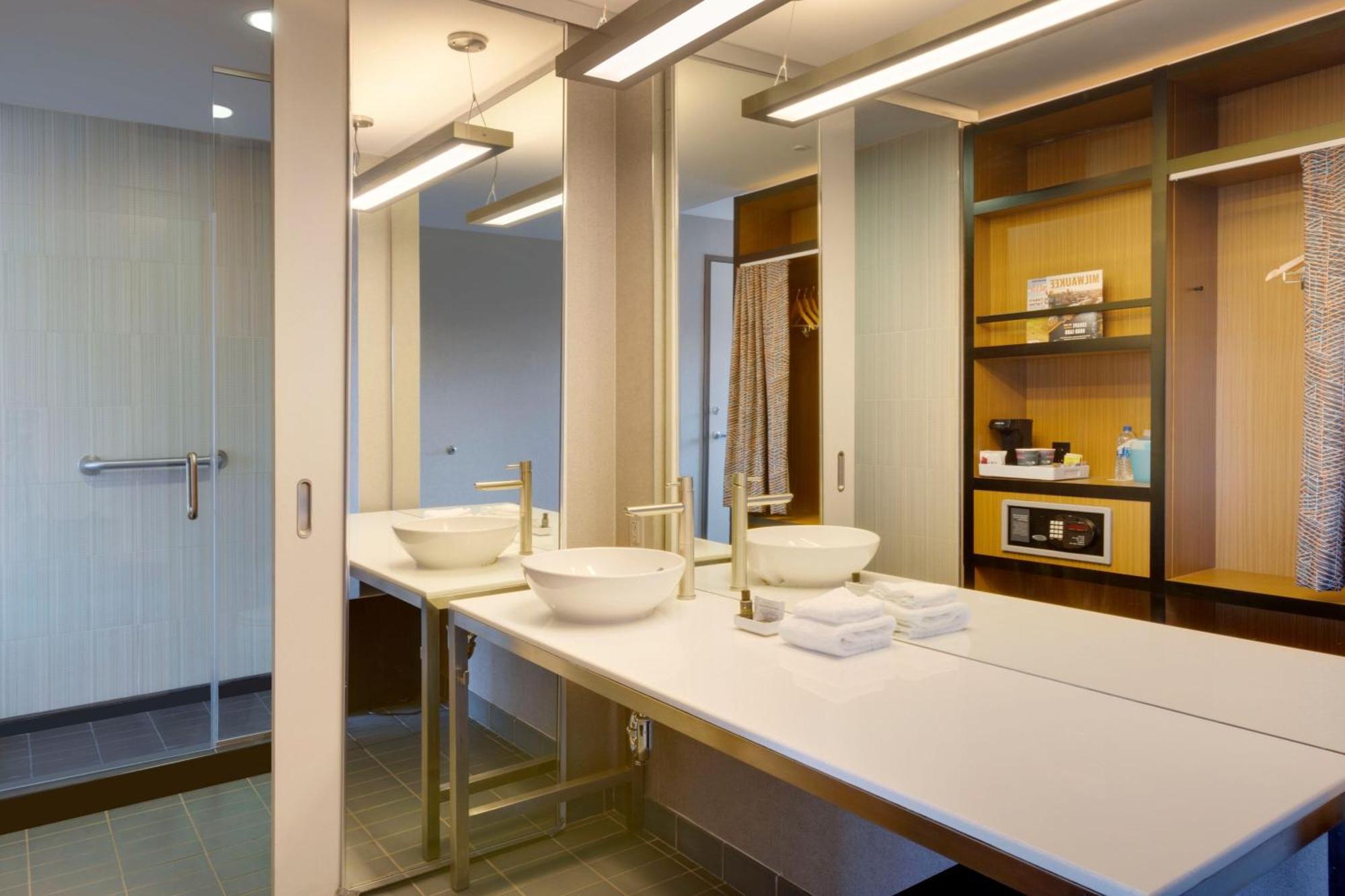 Aloft Hotel Milwaukee Downtown Zewnętrze zdjęcie