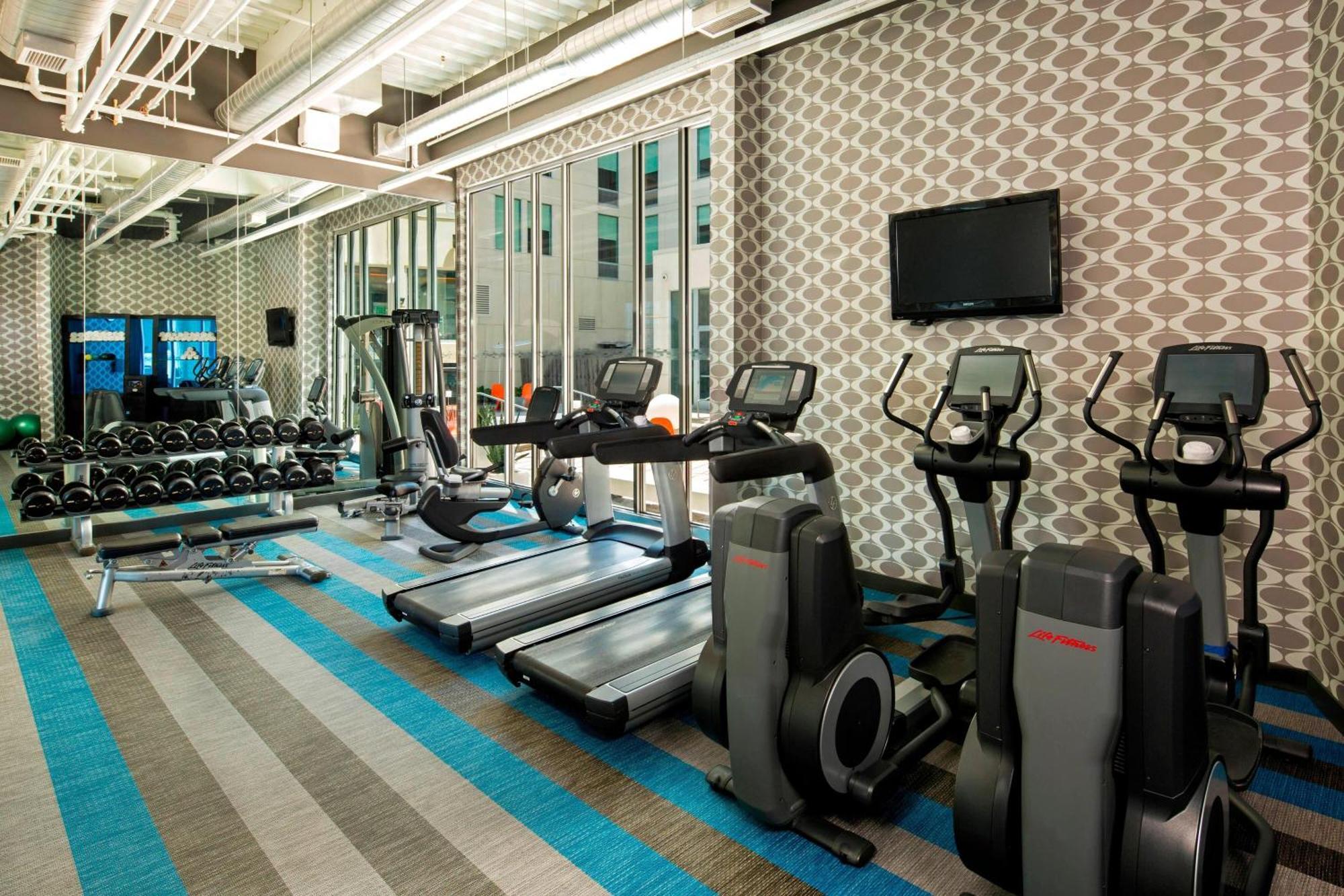 Aloft Hotel Milwaukee Downtown Zewnętrze zdjęcie