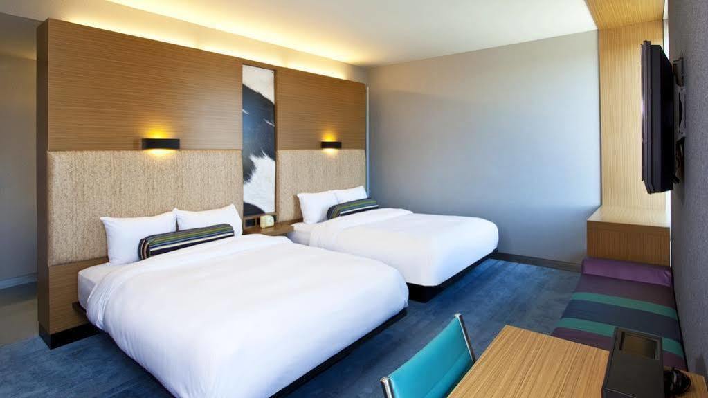 Aloft Hotel Milwaukee Downtown Zewnętrze zdjęcie